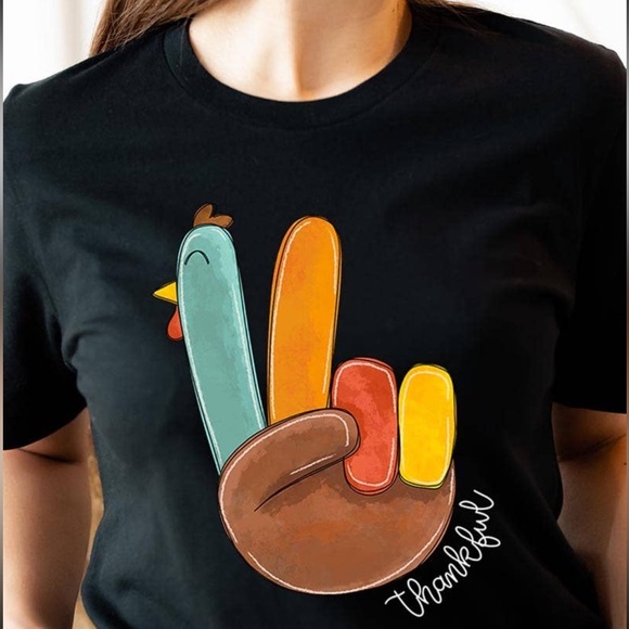 Peace sign Turkey Tee - Picture 1 of 3
